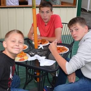 Meet your Posher, Logan