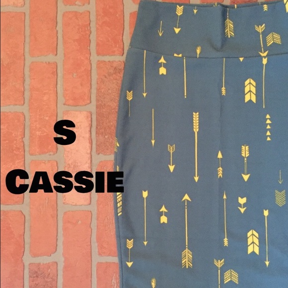 LuLaRoe Cassie Skirt