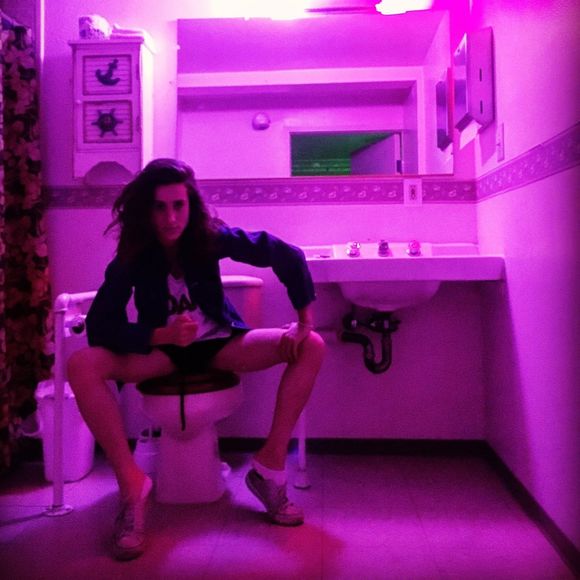 Meet your Posher, Rae - Picture 1 of 1