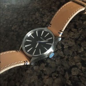 Nixon Sentry Leather Watch