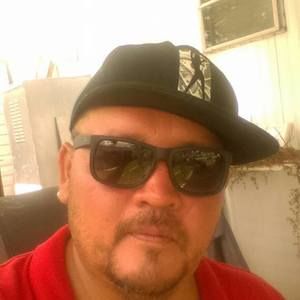 Meet your Posher, Cesar alejandro