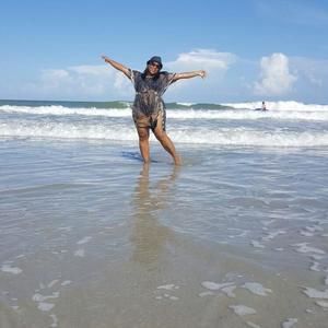 Meet your Posher, Cintia