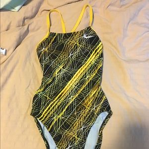 Nike bathing suit size 26