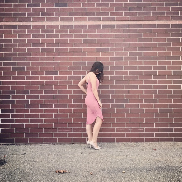 Rebecca Midi Dress in dusty rose - Picture 2 of 3