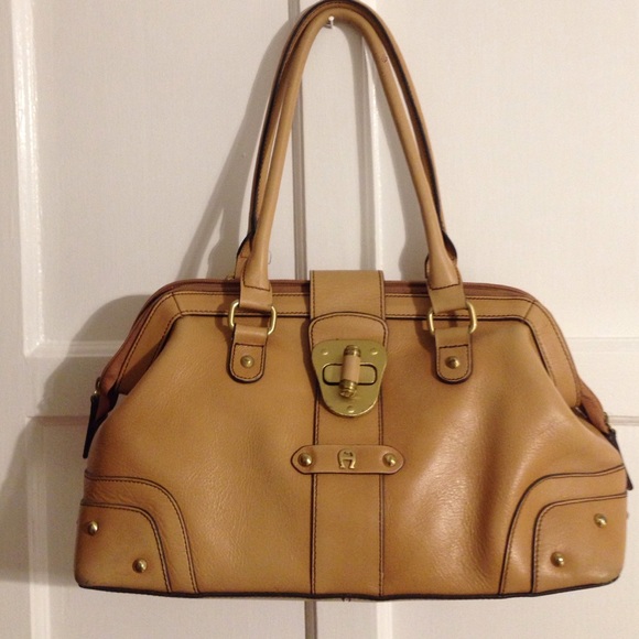 Etienne Aigner purse