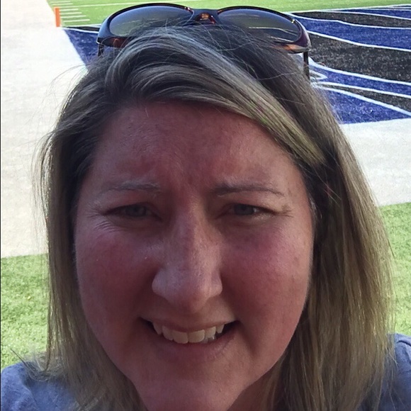 Meet your Posher, Missy