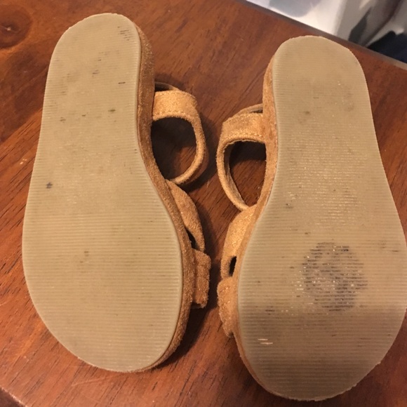 Old Navy sandals - Picture 3 of 3