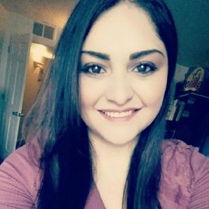 Meet your Posher, Arielle