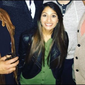 Meet your Posher, Alisha