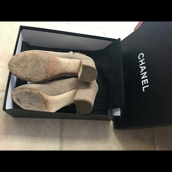 Chanel Shoes - Picture 2 of 3