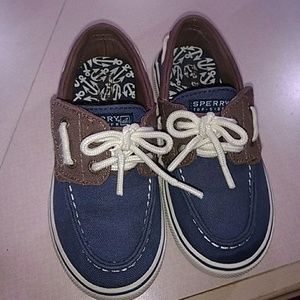 Toddler boys shoes