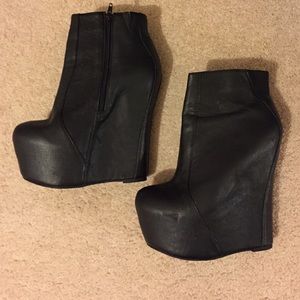 Jeffrey Campbell Platftorm Wedge Ankle Boot