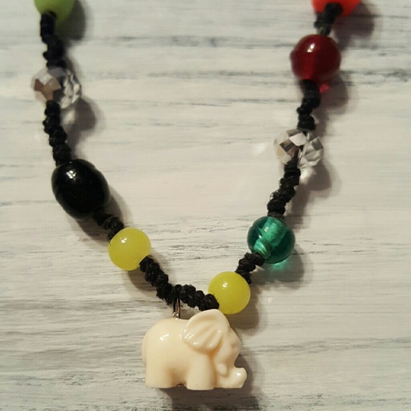 ๐Elephant beaded hemp necklace - Picture 2 of 4