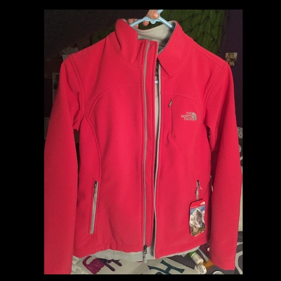BRAND NEW NORTHFACE