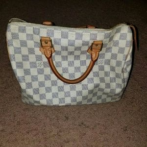 Louis Vuitton Speedy