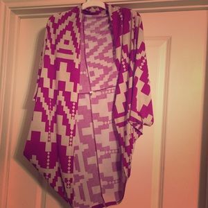 LIKE NEW- Pink and Tan kimono