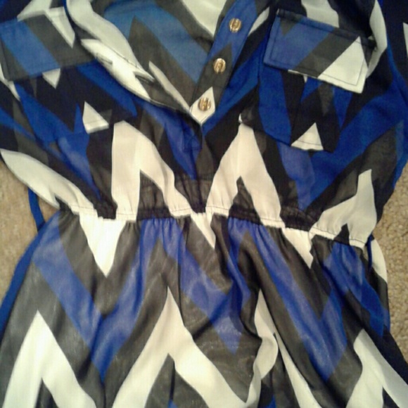 Shirt - Picture 3 of 4