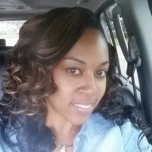 Meet your Posher, Yolanda
