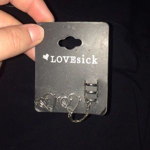 Cute lovesick earrings!