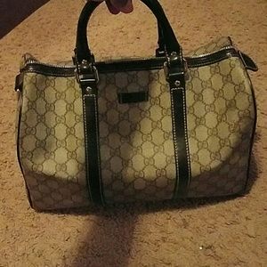 AUTHENTIC Gucci Handbag