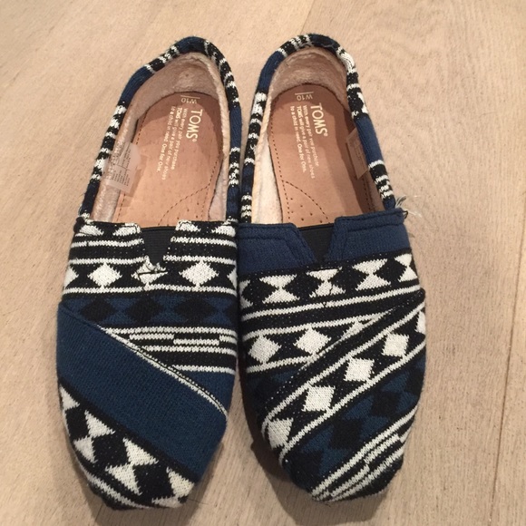 Toms