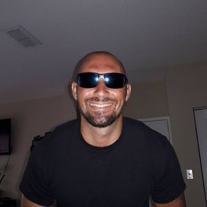 Meet your Posher, Adam