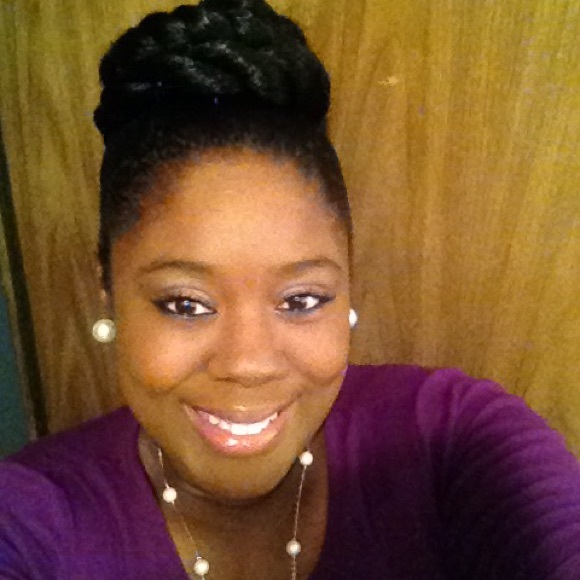 Meet your Posher, Ashley - Picture 1 of 1