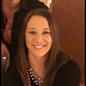 Meet your Posher, Leah