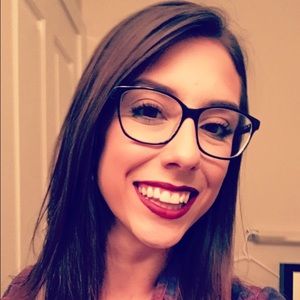 Meet your Posher, Kat