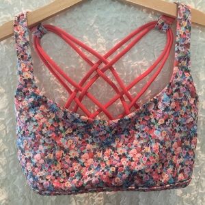 Lululemon free to be wild bra