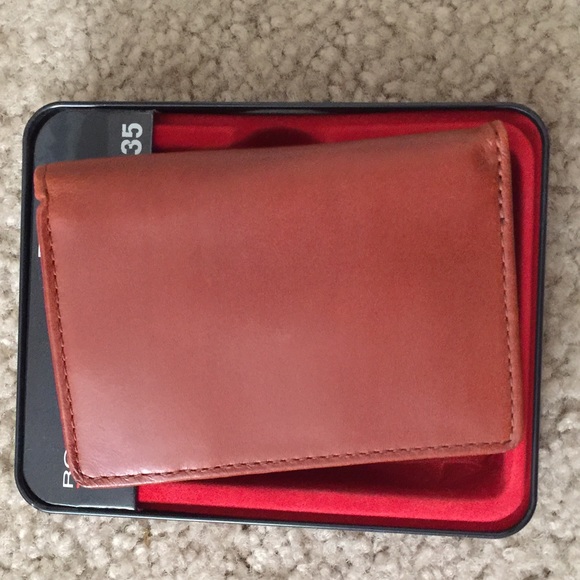 Men Roundtree&Yorke brown card wallet - Picture 4 of 4