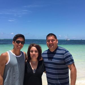 Meet your Posher, Ray