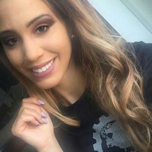 Meet your Posher, Leah