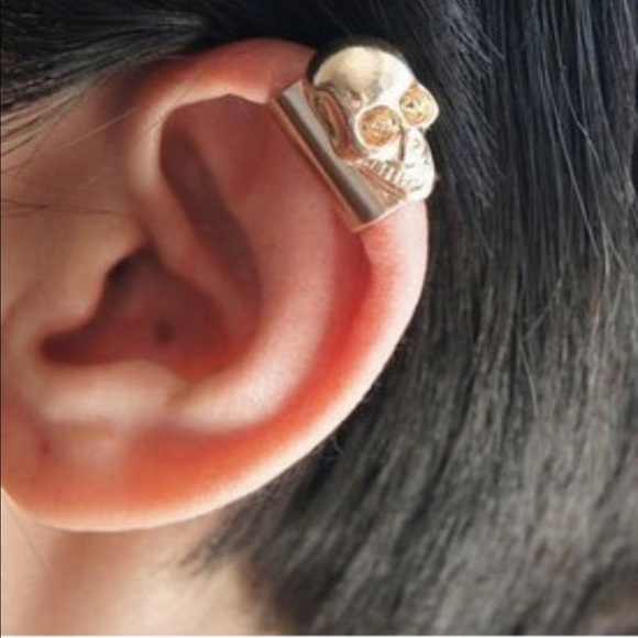 Skull Ear Cuff Clip