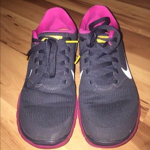 Livestrong 4.0 running shoes