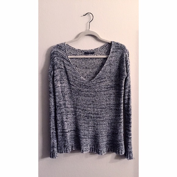 Brandy Melville Sweaters - Brandy Melville Loose KnIt Sweater
