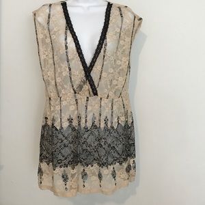 NY collection sheer lace top size medium