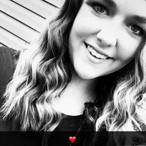 Meet your Posher, Abbie