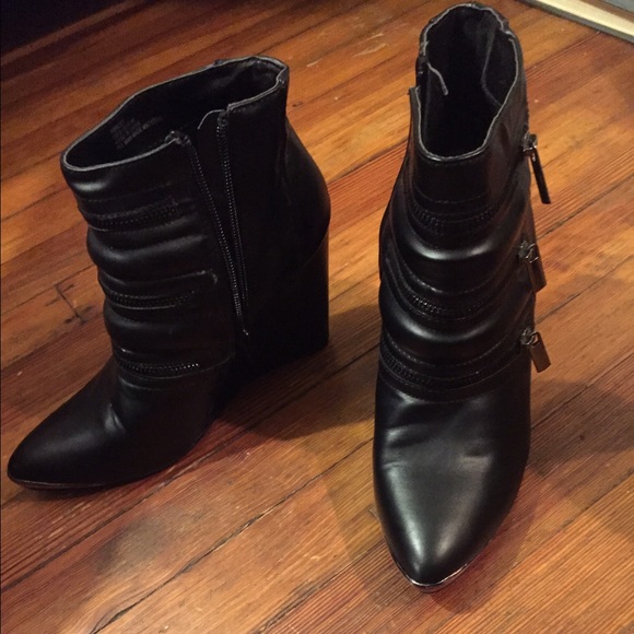 Wedge ankle boots - Picture 1 of 2