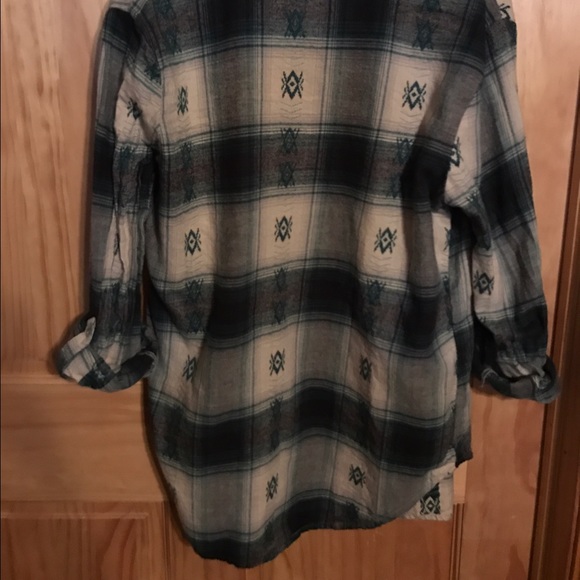 Aztec Flannel - Picture 2 of 2