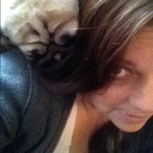 Meet your Posher, Laurie