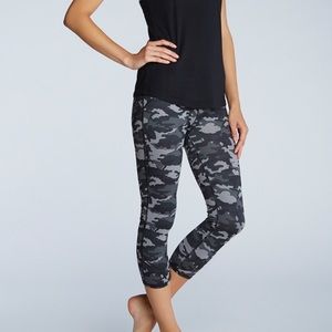 Camo Lima Capri