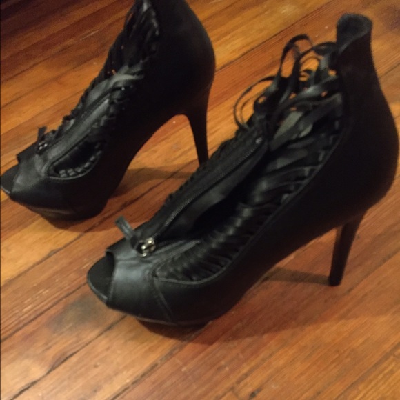 Platform heels - Picture 3 of 3