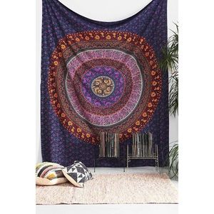 Plum & Bow Medallion Tapestry