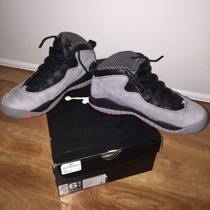 Nike Air Jordan 10s