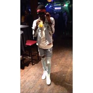 Meet your Posher, Devyn