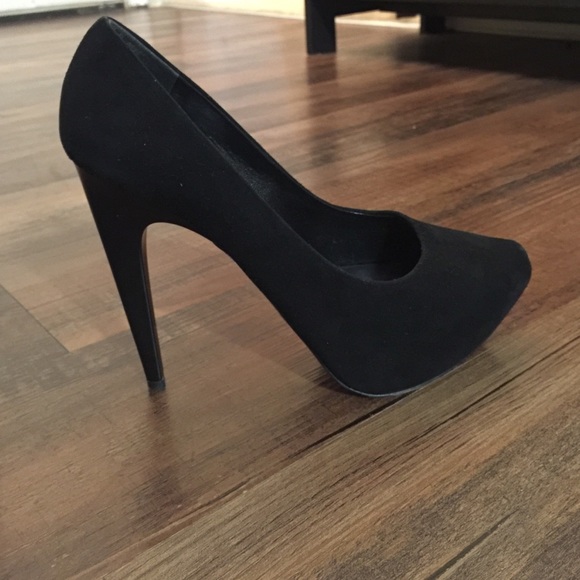 Giuseppe Suede Heels