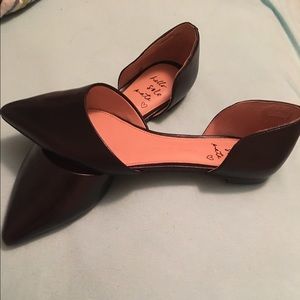 Black Banana Republic flats.