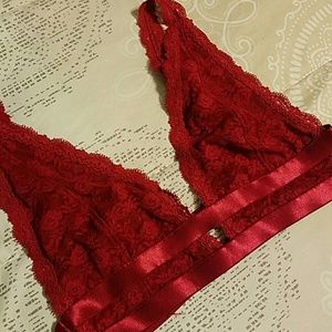 NWT Red lace bralette