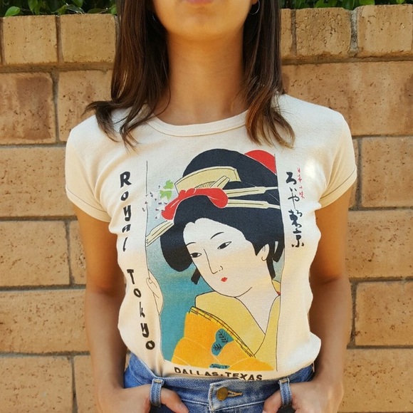 1970s Geisha Vintage Ringer